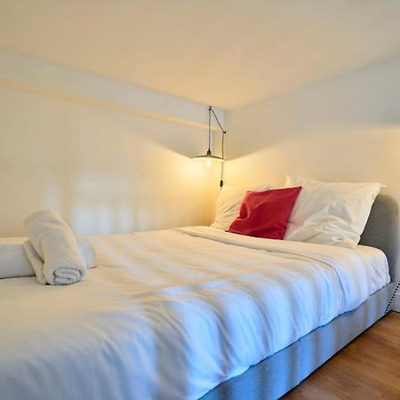 Bright 3-Bedroom 2-Bathroom Flat. ลีลล์ ภายนอก รูปภาพ