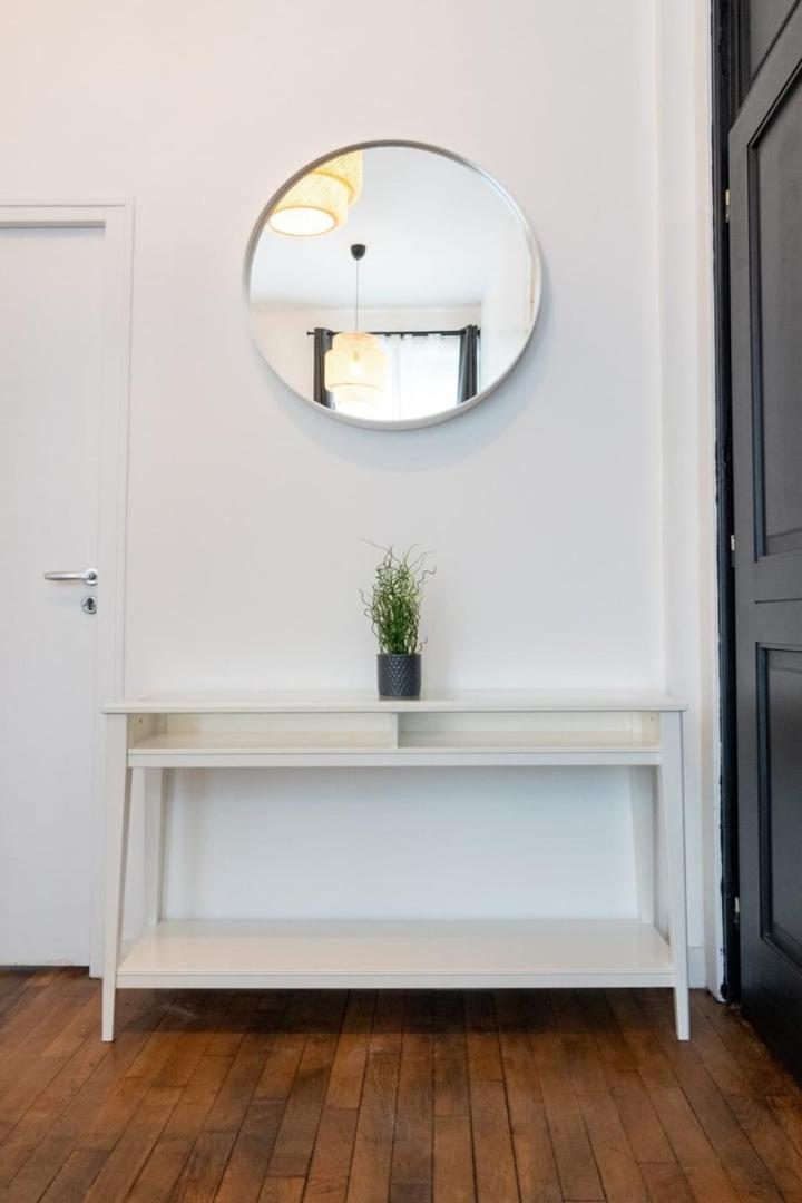 Bright 3-Bedroom 2-Bathroom Flat. ลีลล์ ภายนอก รูปภาพ