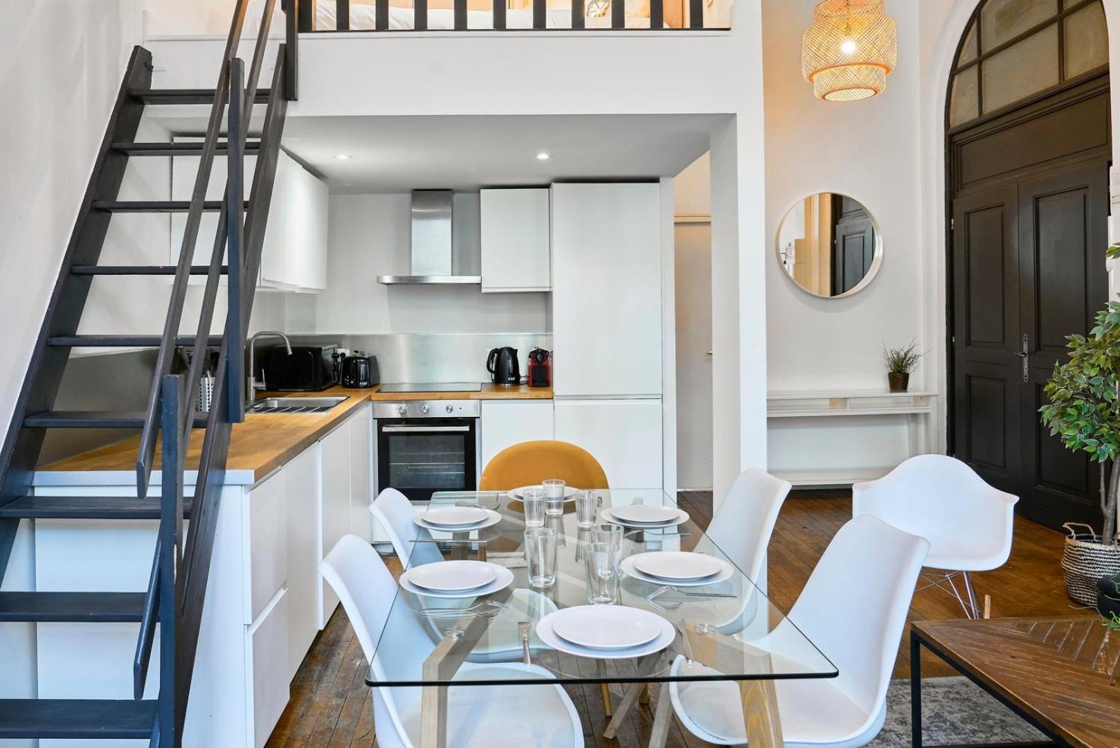 Bright 3-Bedroom 2-Bathroom Flat. ลีลล์ ภายนอก รูปภาพ