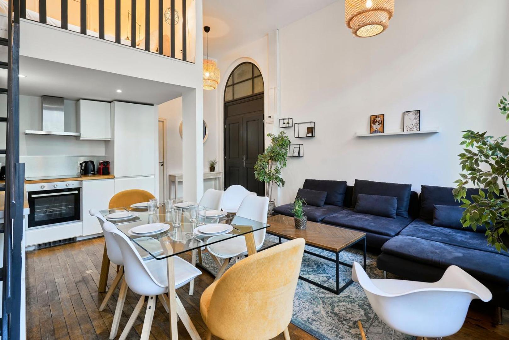 Bright 3-Bedroom 2-Bathroom Flat. ลีลล์ ภายนอก รูปภาพ