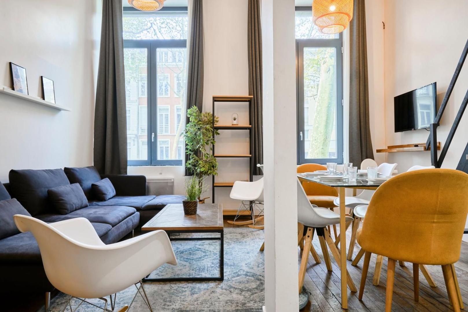 Bright 3-Bedroom 2-Bathroom Flat. ลีลล์ ภายนอก รูปภาพ